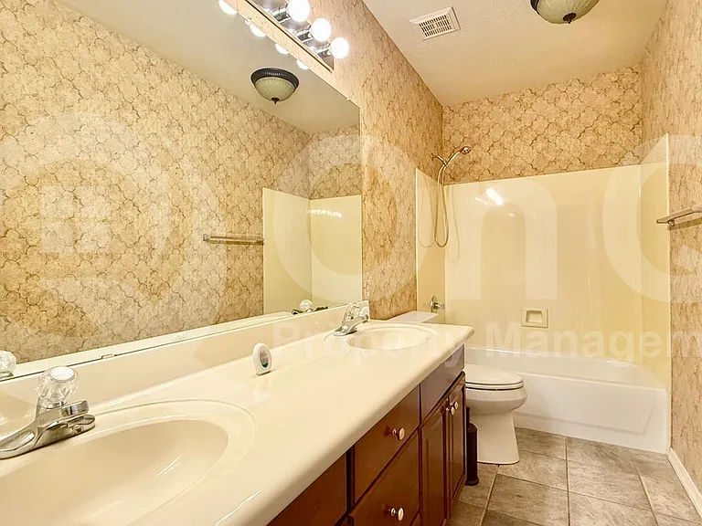 21708 N 70th Dr — Photo 25
