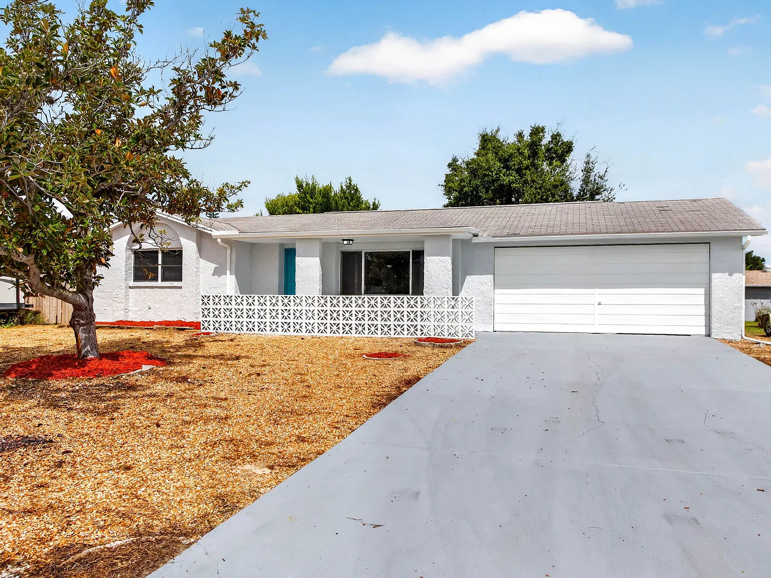 3 bed, 1176 sqft, $1,795 — Photo 1