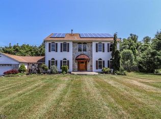 85 Greendell Rd, Newton, NJ 07860