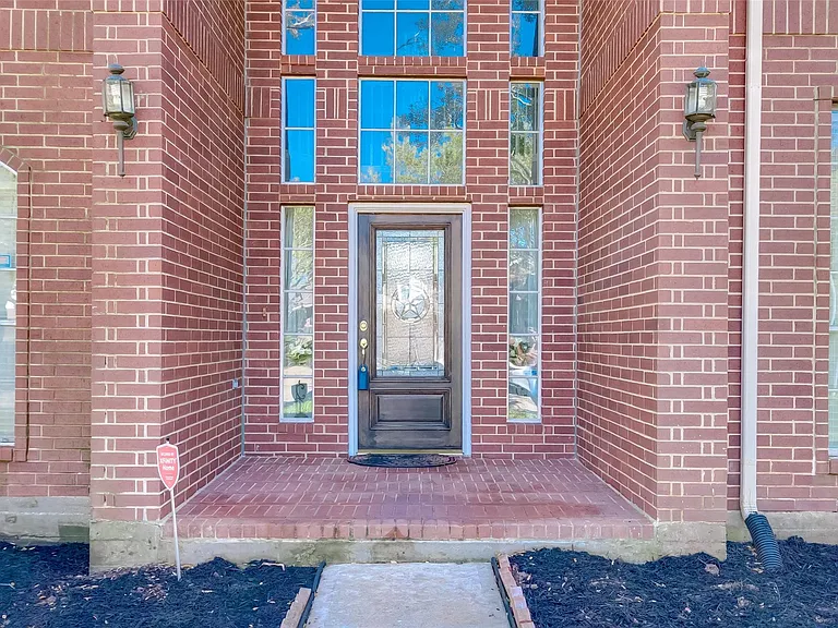 731 Annies Way — Photo 37