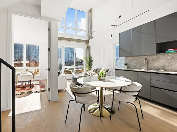 1118 Fulton Street image 1 of 10