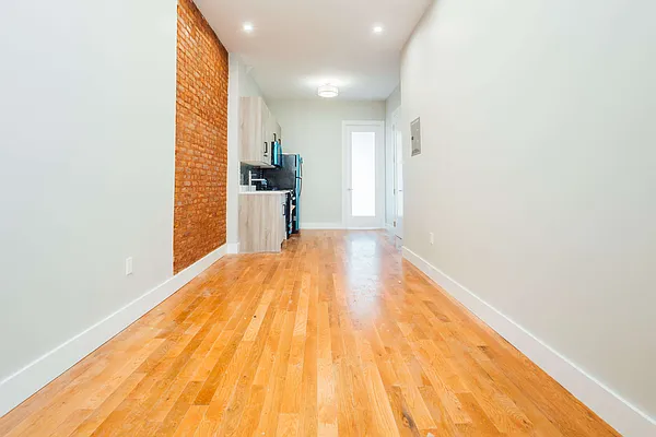 Rented by Nooklyn NYC LLC | media 24