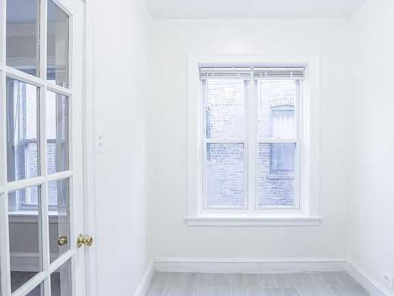 2nd image of 5051 N Glenwood Ave APT 1H
