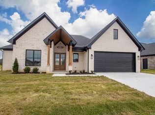 117 Corniche Ln, Maumelle, AR 72113
