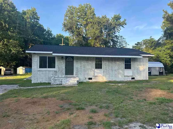96 Chapman Dr, Cheraw, SC 29520