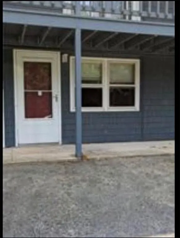2 bed, 1.0 bath, 550 sqft, $1,300 — Photo 1