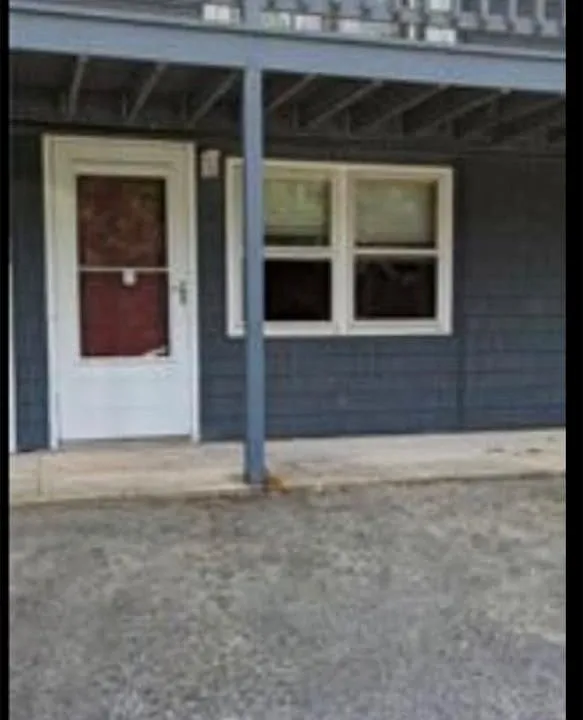 33 Gadoury Ave #4
