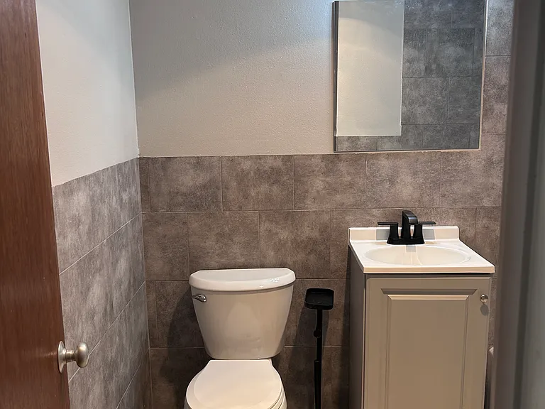 2900 NW Polk Ave #110 — Photo 4