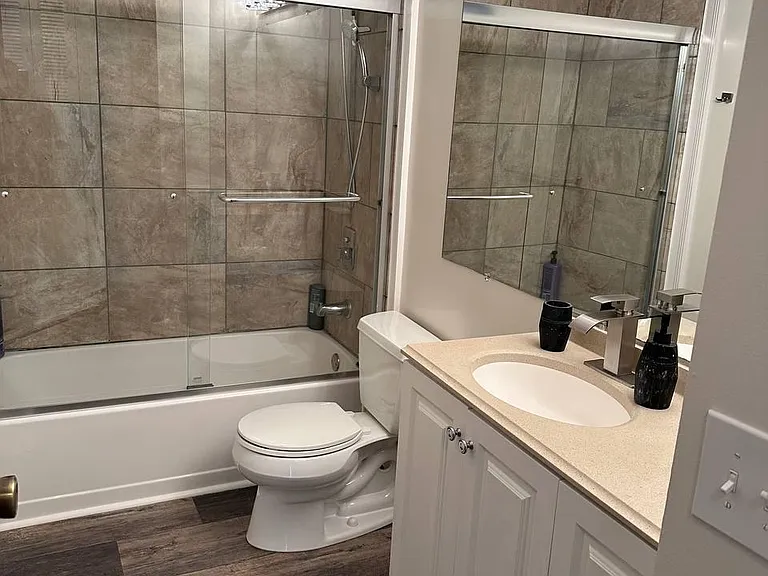 28 Mapleview Cir — Photo 9