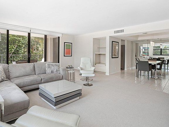 3rd image of 4600 S Ocean Boulevard #204