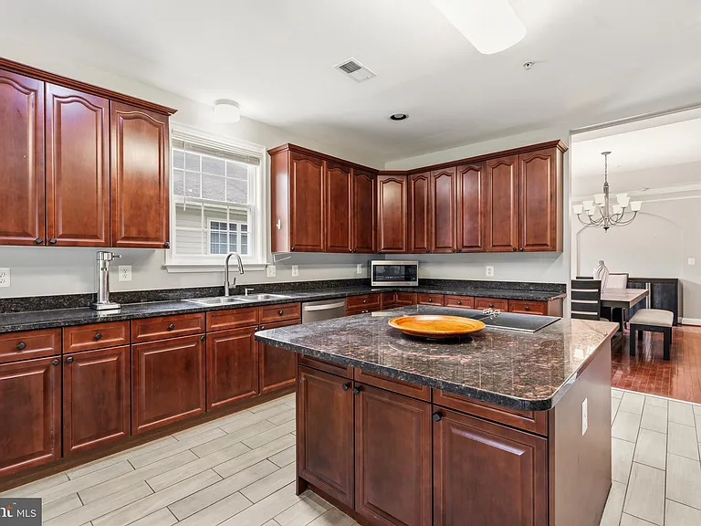 13305 Old Fort Rd — Photo 14