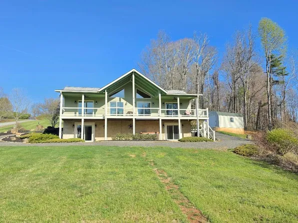 906 Turkey Run, Woodlawn, VA 24381