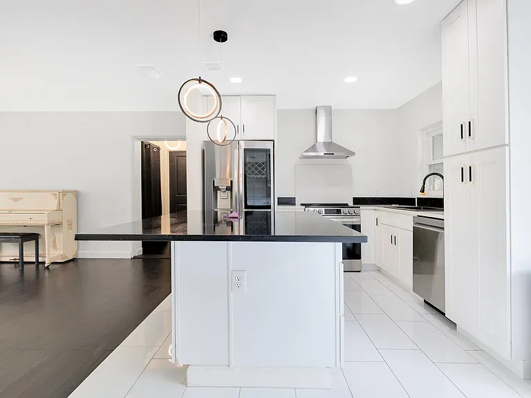 344 Starling Rd — Photo 15