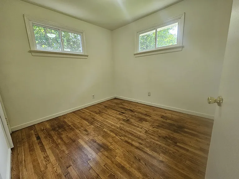 3402 Montclair Rd — Photo 8