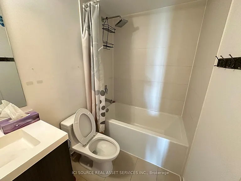 50 Wellesley St E #3205 — Photo 12