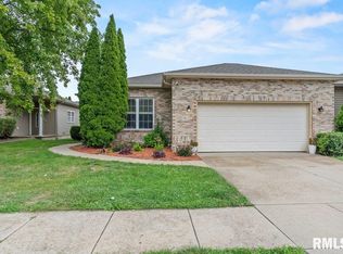 2919 S Meadowbrook Rd UNIT 6, Springfield, IL 62711