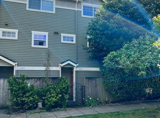 2001 E Jansen Ct, Seattle, WA 98112