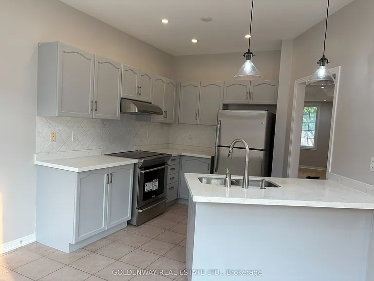 34 Whitford Rd — Photo 5