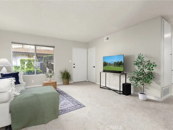571 W Greenwood Ave APT 12, La Habra, CA 90631