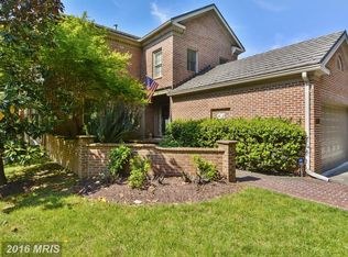 2 Gate Post Ct, Potomac, MD 20854