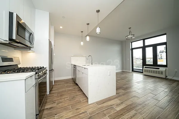 Rented by Sterling Realty Solution Inc | media 25