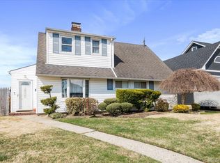 38 Celestial Lane, Levittown, NY