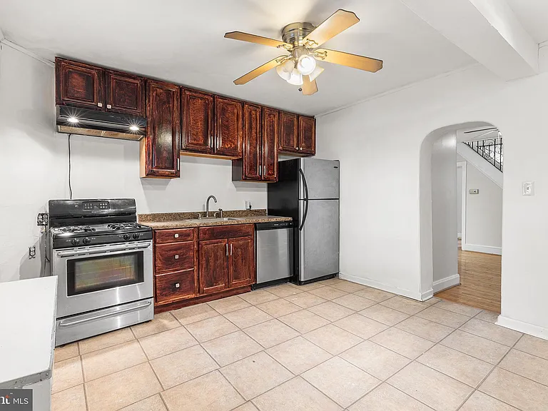 345 W Mount Pleasant Ave — Photo 10