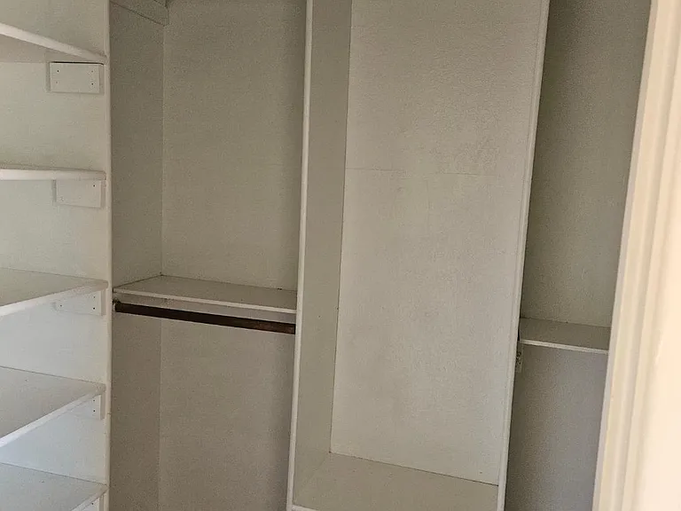 5664:closet_05042026