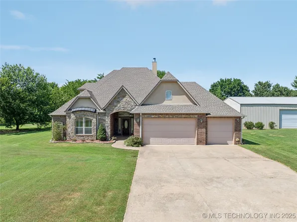 23335 E 132nd St S, Coweta, OK 74429