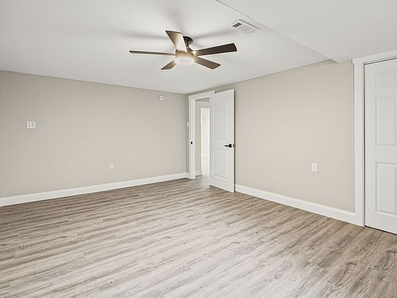 2nd image of 1201 Lindberg Rd #1