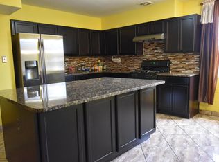 5821 N 63rd Dr, Glendale, AZ 85301