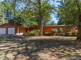 630 NE Curtis Dr, Corbett, OR 97019