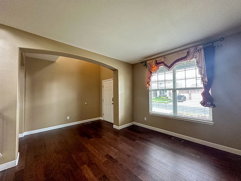12183 Coral Burst Ln — Photo 5