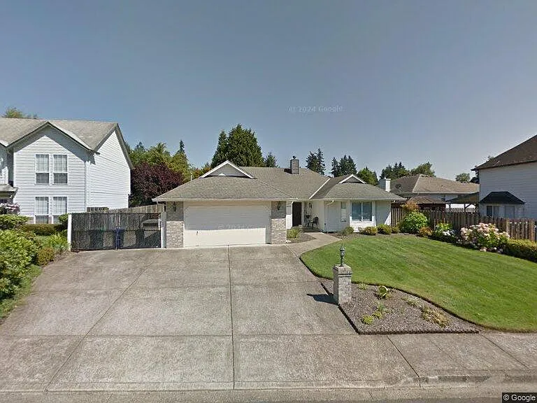 4434 SE Pennywood Dr photo 1