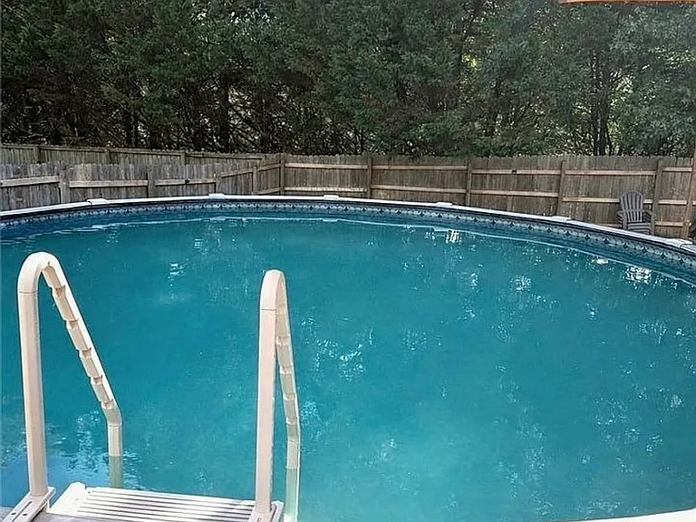 71 Northwood Dr — Photo 3