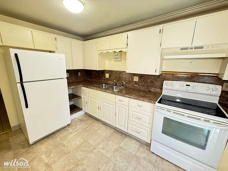 1416 Garfield Ave — Photo 6