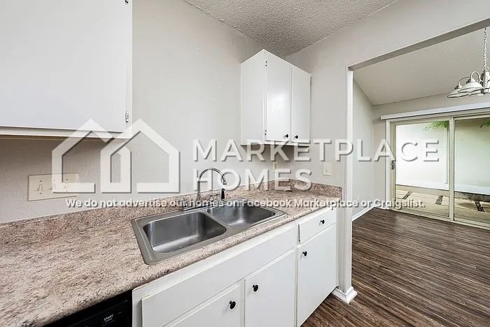 12038 Stoney Xing — Photo 8
