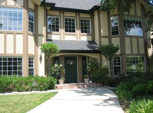 1721 Country Dr, Ojai, CA 93023