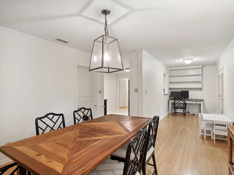 364 Westside Dr — Photo 7