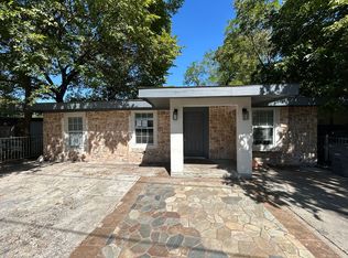 4915 Heyworth St, Dallas, TX 75211