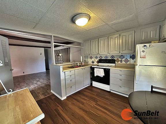 2nd image of 12701 SE Sunset Harbor Rd Lot 16