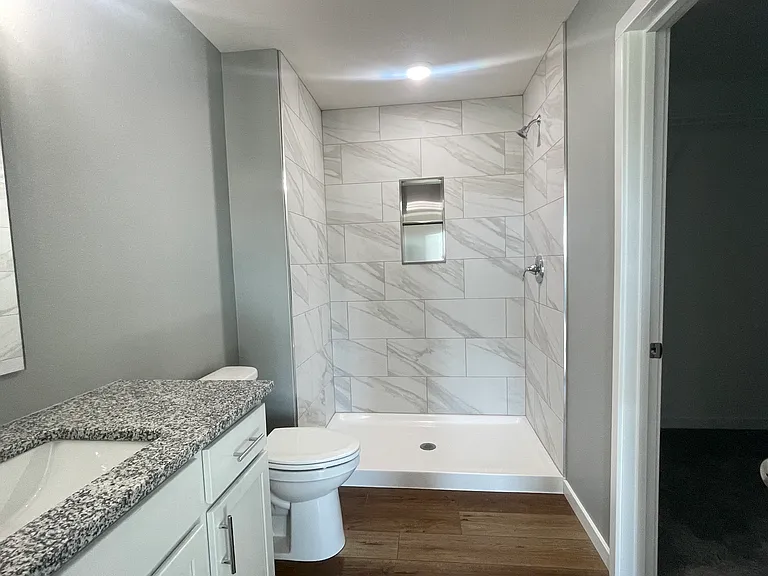 1722 N Hawthorne Pl — Photo 10
