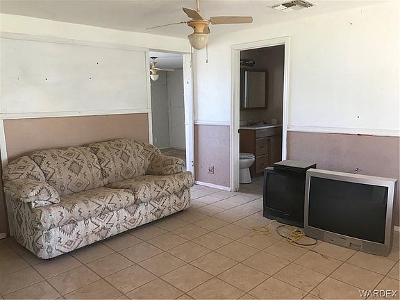 5th image of 1361 E Vacation Dr