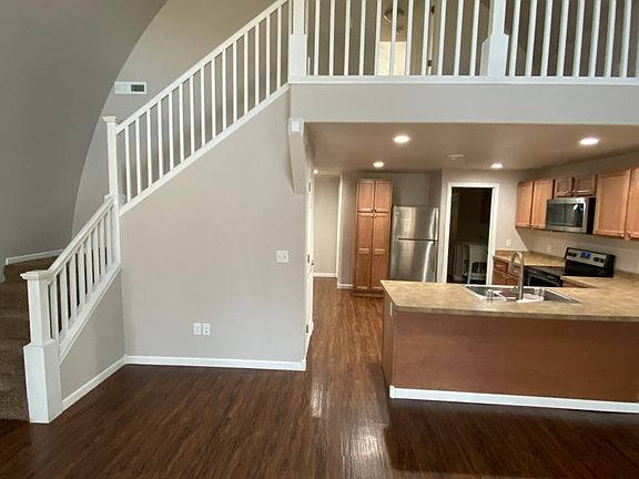 2nd image of 135 Hemlock Dr