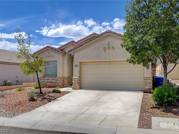 3rd image of 3249 Robins Creek Pl