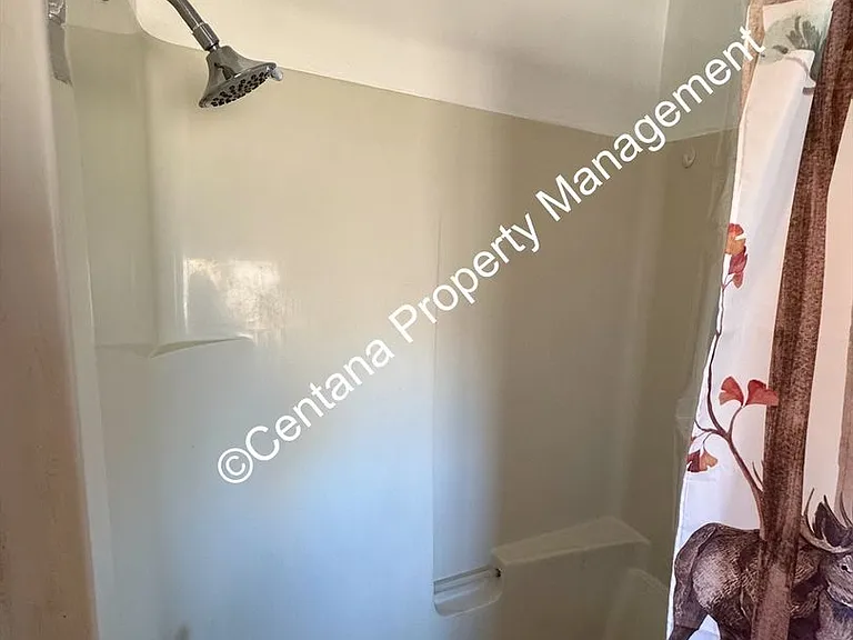 530 N Franklin St — Photo 17