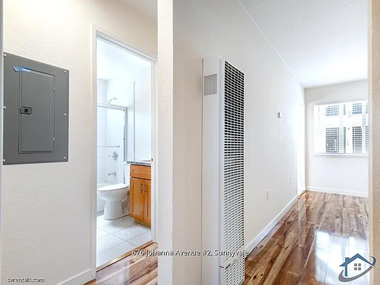 676 Johanna Ave #2 — Photo 10