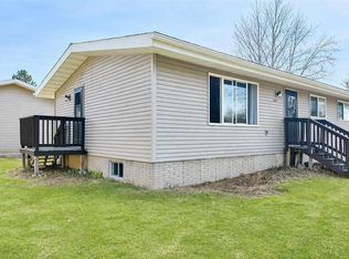 1712 1st St W, Eveleth, MN 55734