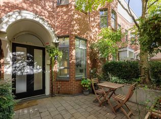 828 W 6th Ave, Vancouver, BC V5Z 1A6