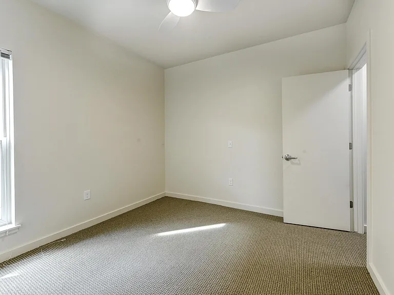 1220 Mapleton Ave — Photo 11